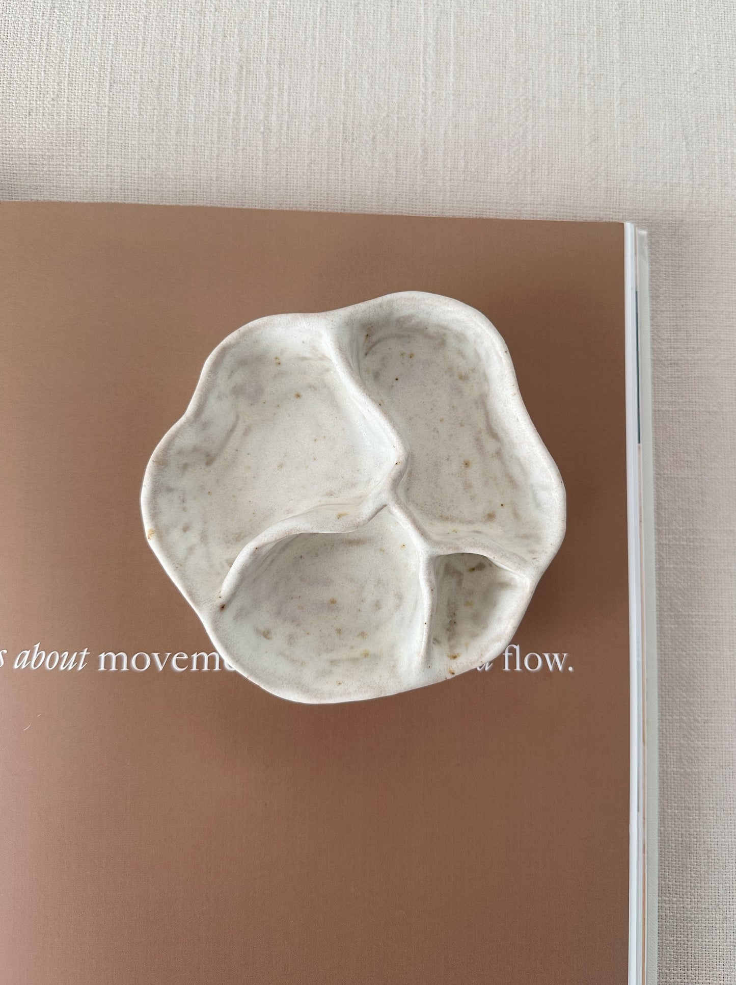 WAVY jewelry organizer