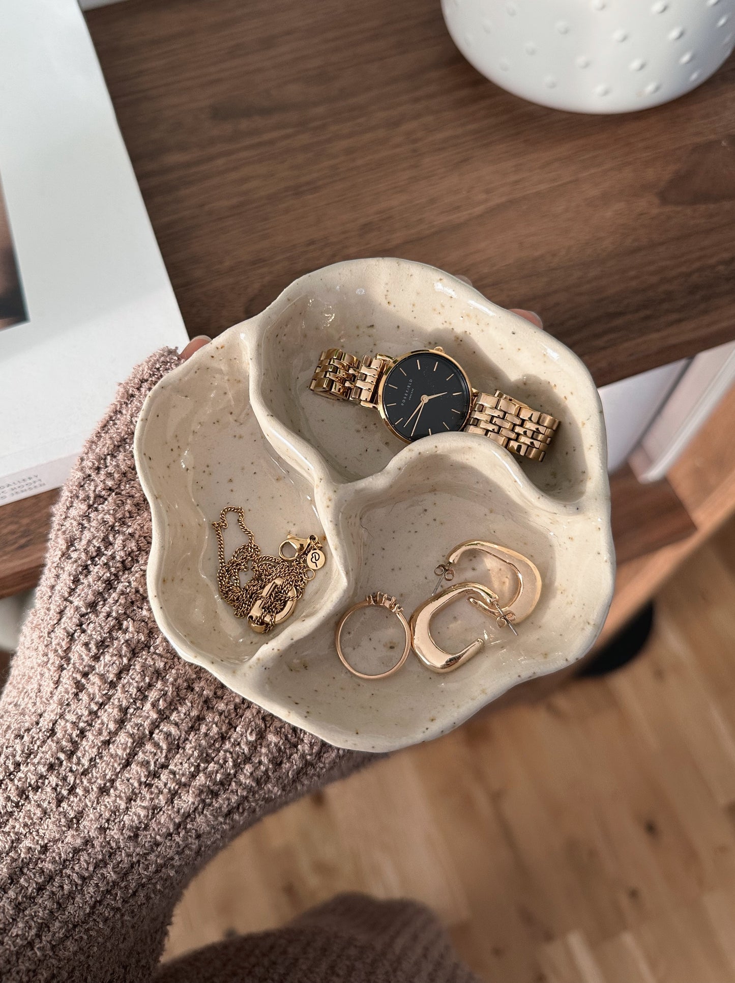 WAVY jewelry dish