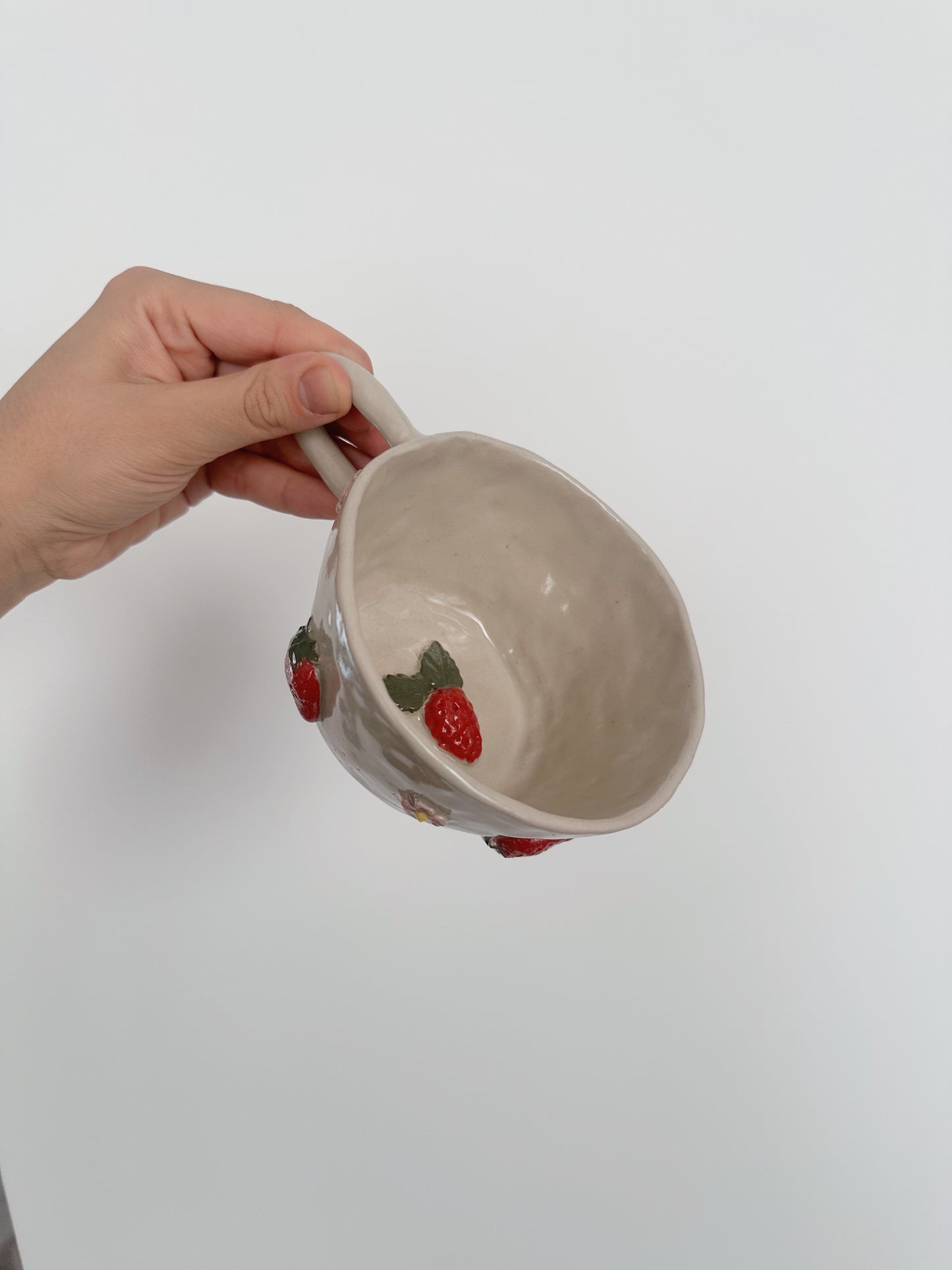 Strawberry & pink flowers mug