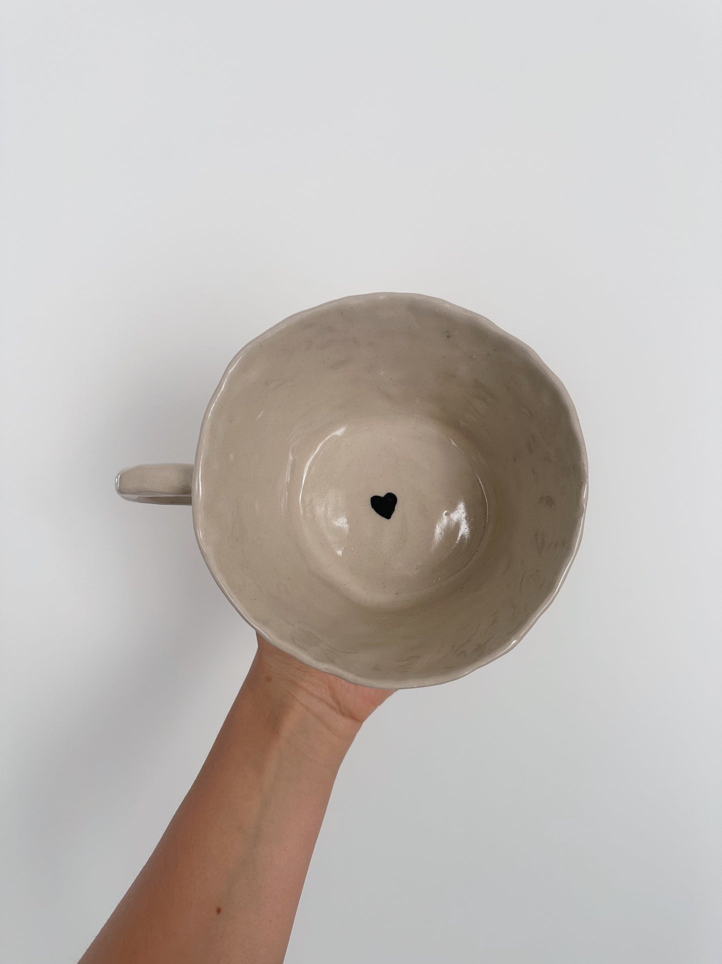 Hearts mug (glaze defect)