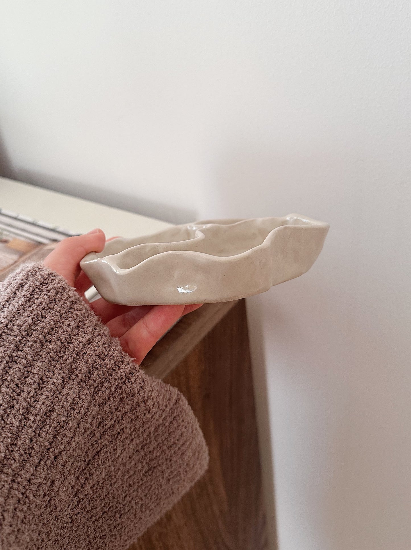 WAVY decorative dish