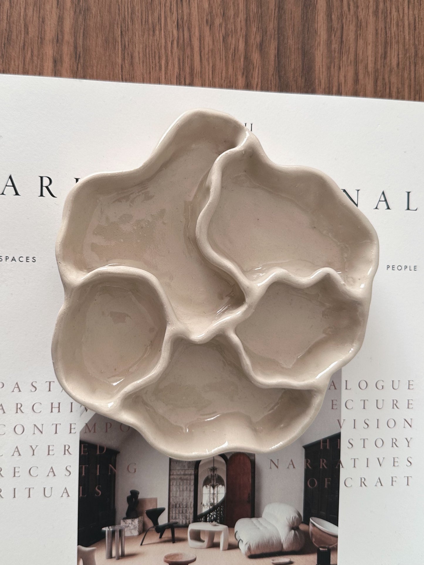 WAVY jewelry dish
