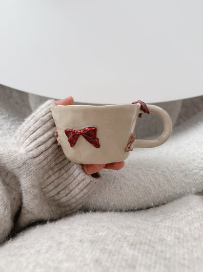 TEDDY mug with dark red bows