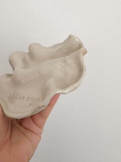 SILK jewelry organizer (glaze defect)