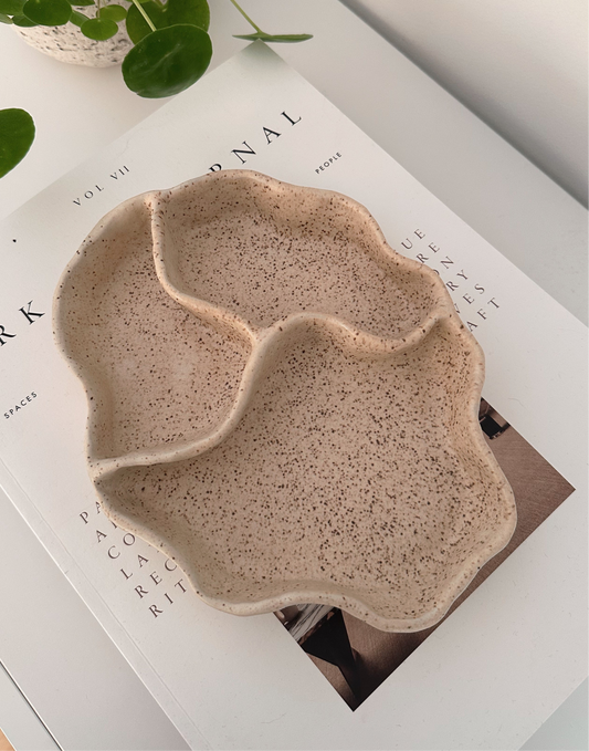 WAVY decorative dish