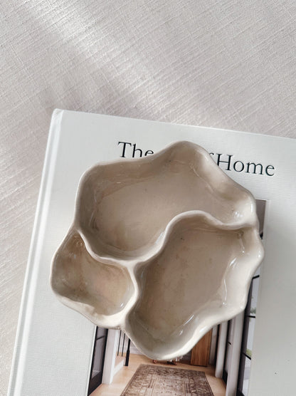 WAVY decorative dish