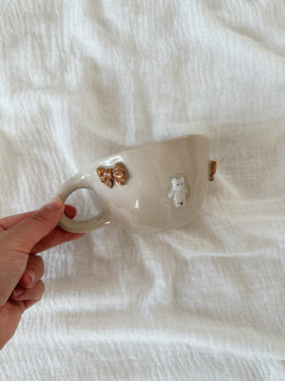 TEDDY mug with bows (color spot)