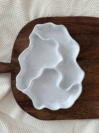 WAVY large plate