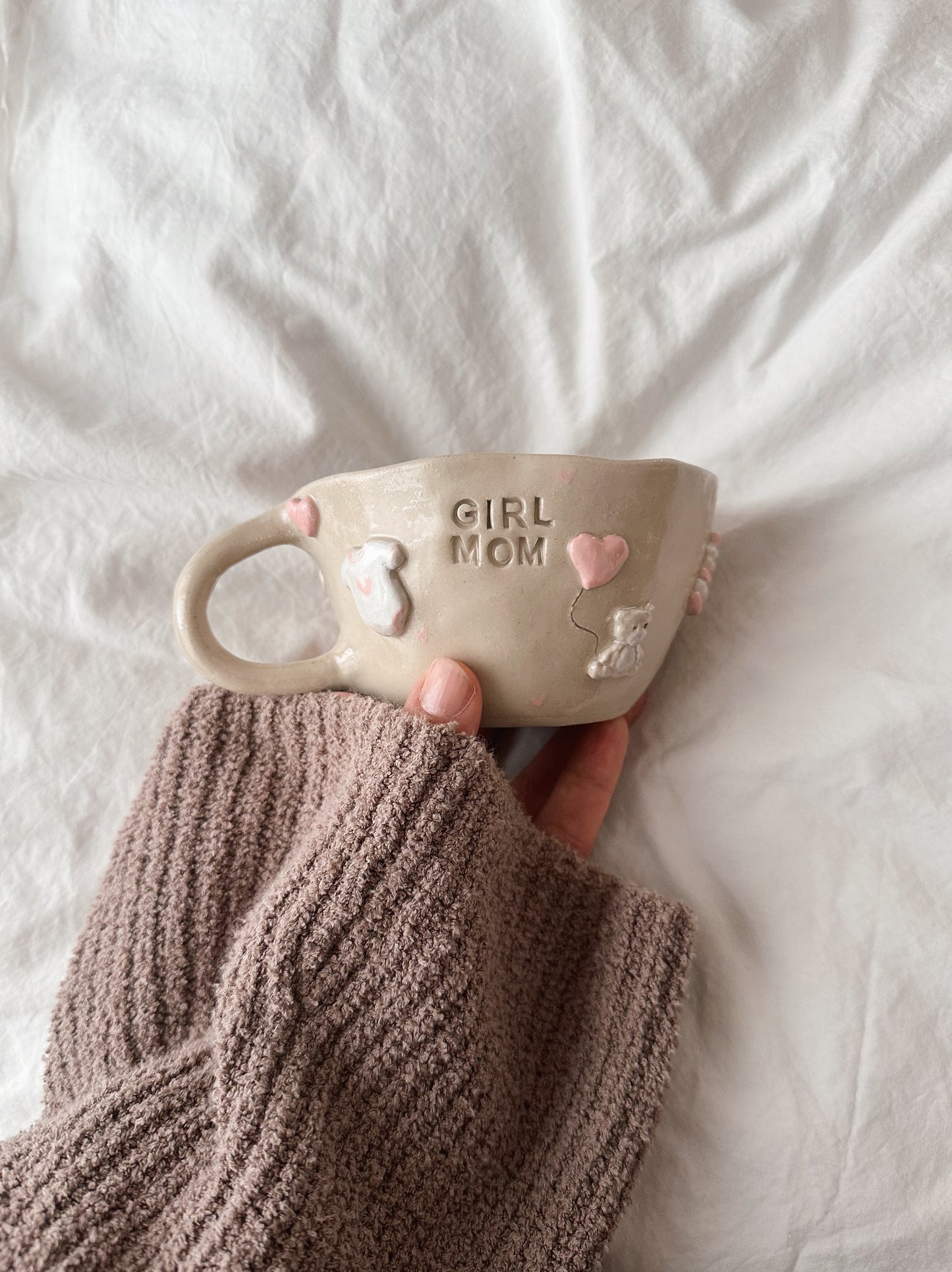 GIRL MOM mug