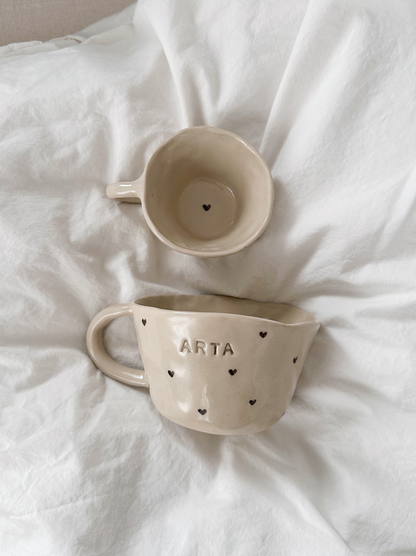 PERSONALIZED matching mother & mini mugs with handpainted hearts