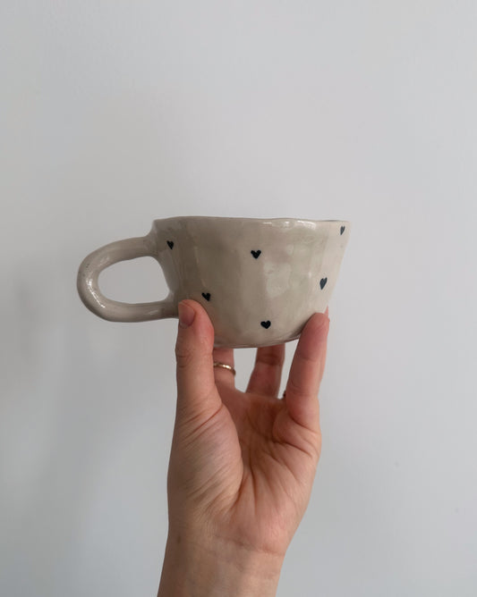 Heart mug (cracked)