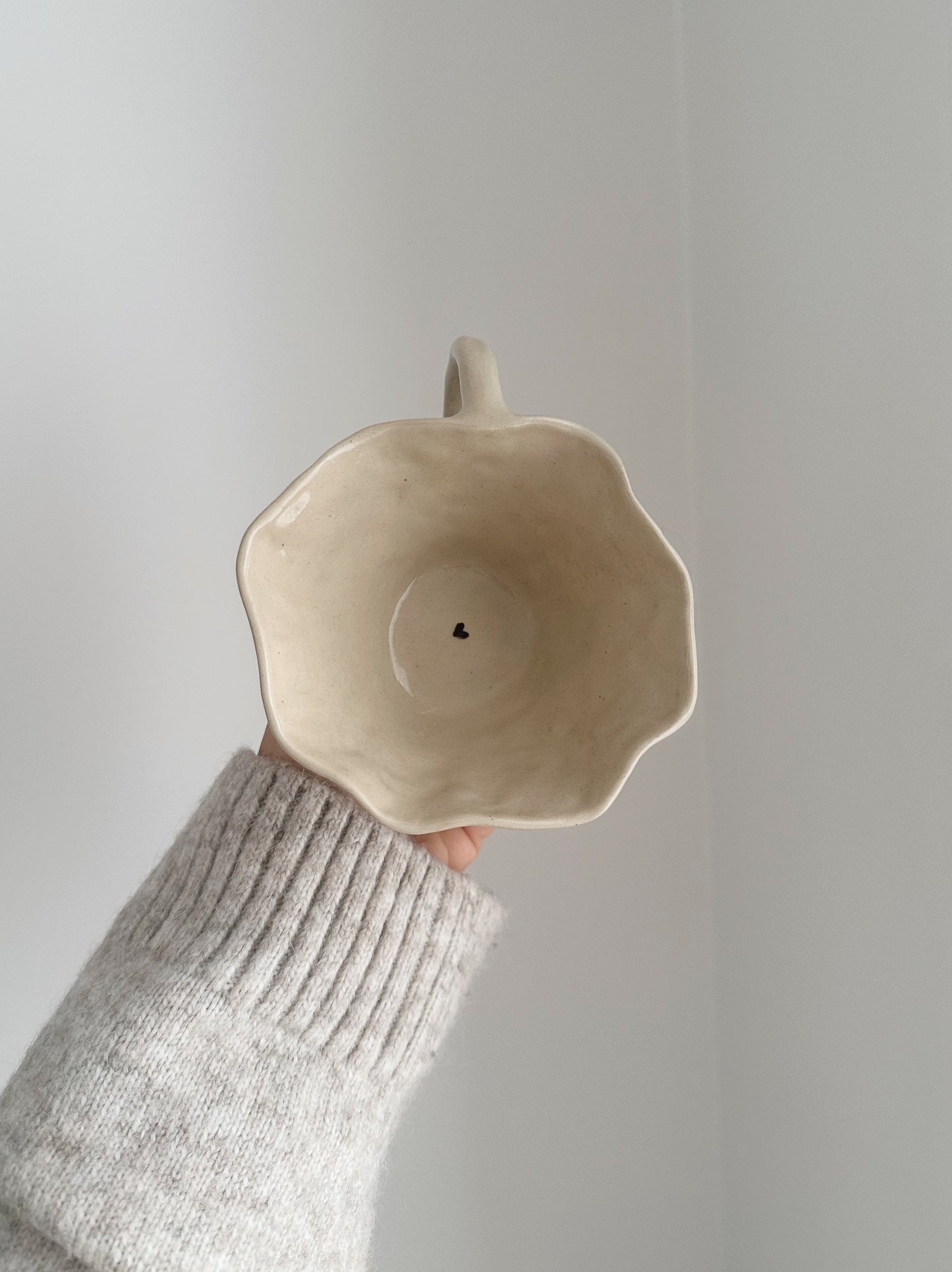 Mug with handpainted hearts