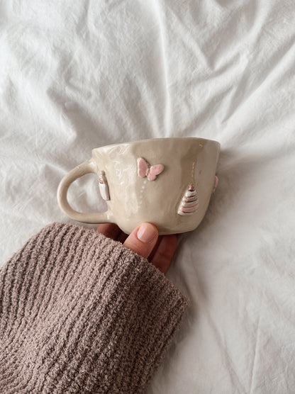 GIRL MOM mug