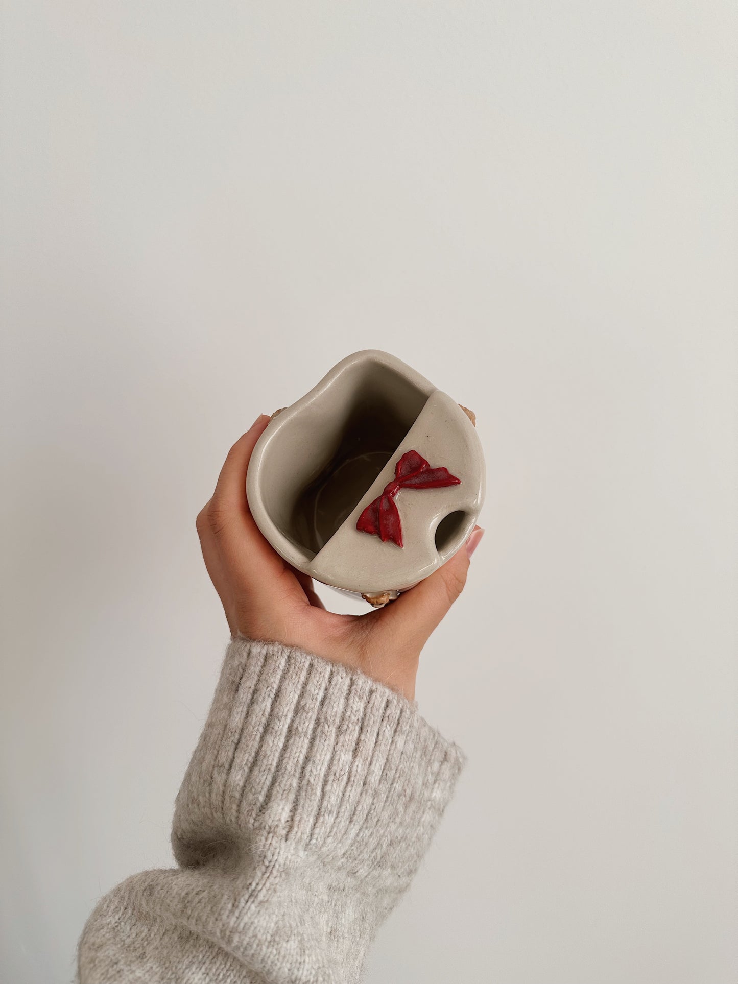 TEDDY take away mug with dark red bow