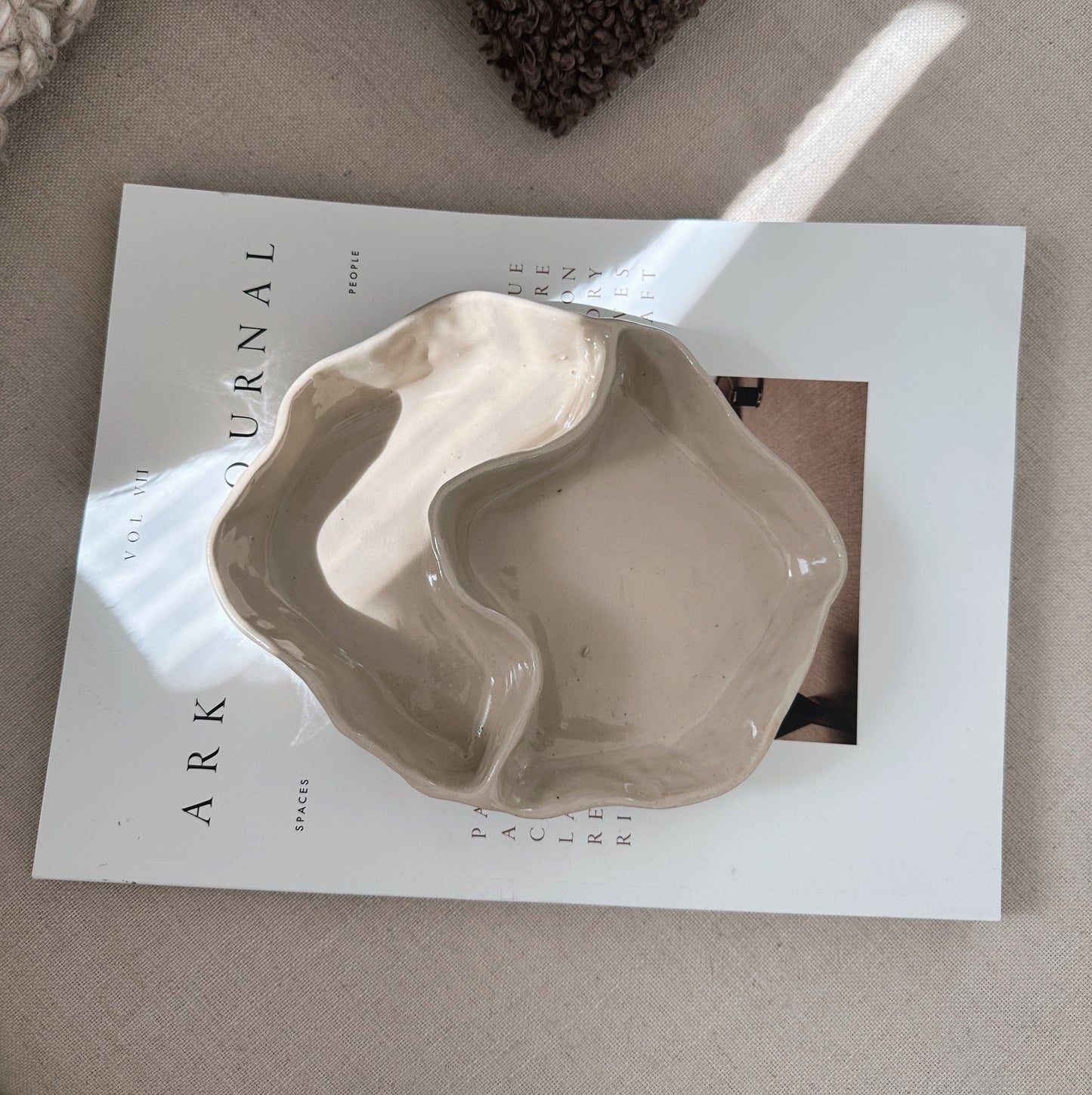 WAVY decorative dish