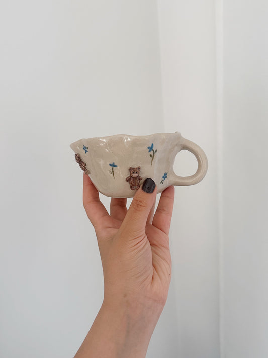 TEDDY mug with handpainted blue flowers