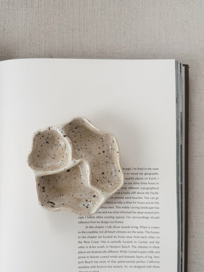 WAVY small jewelry organizer (cracked)