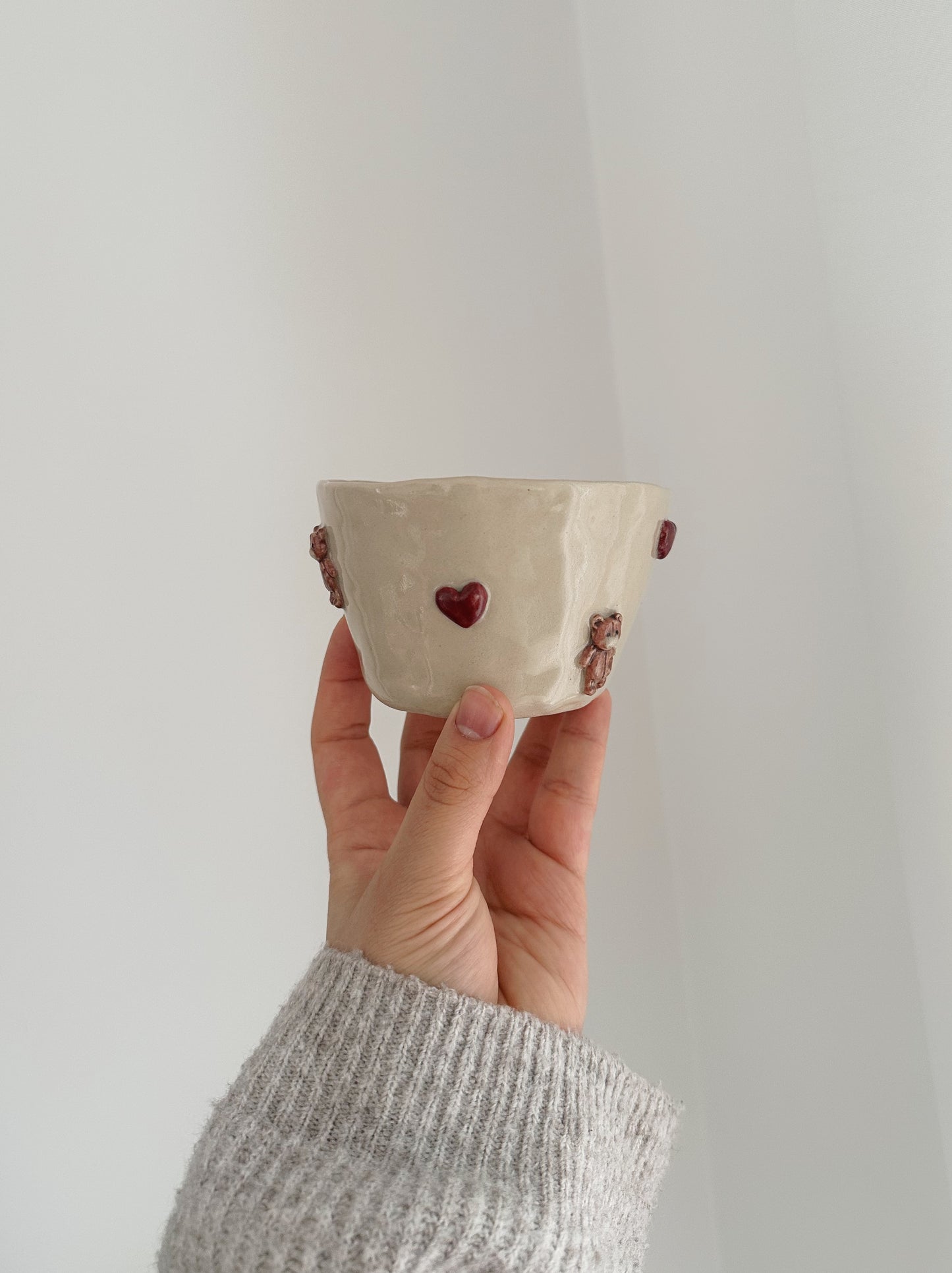 TEDDY mug with hearts