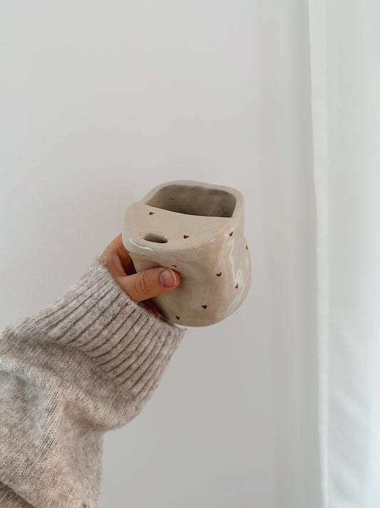 HEARTS take away mug