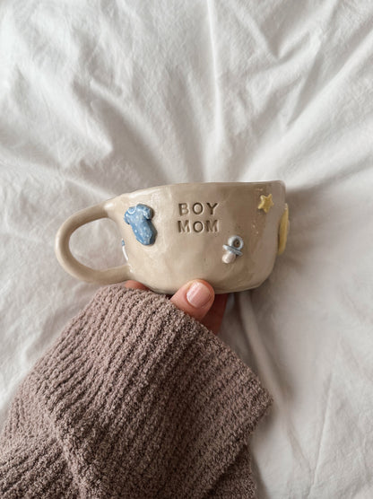 BOY MOM mug