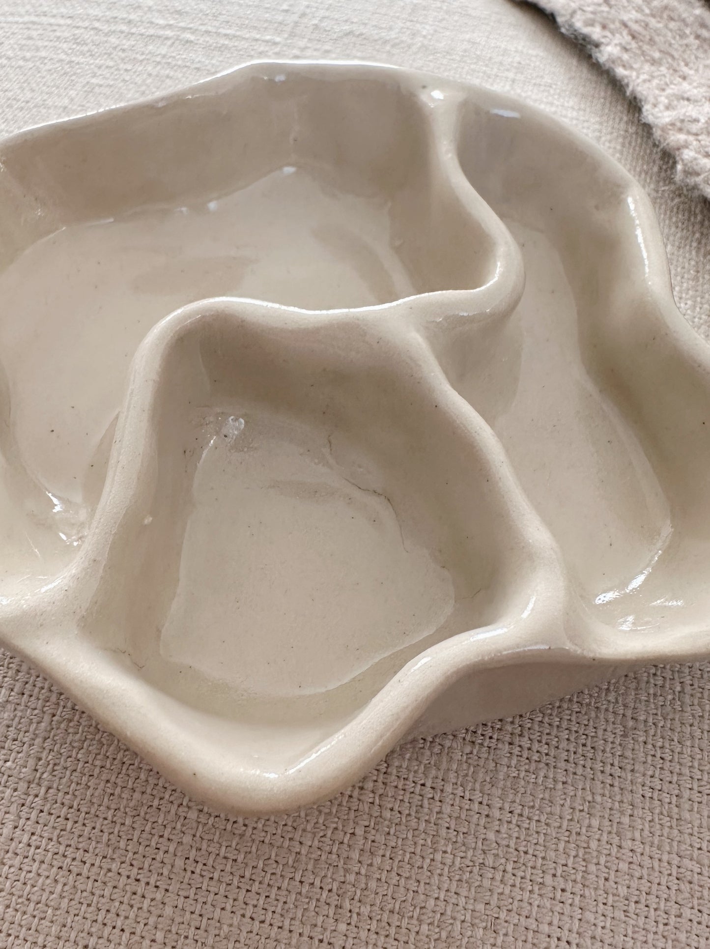 WAVY small jewelry organizer (cracked)