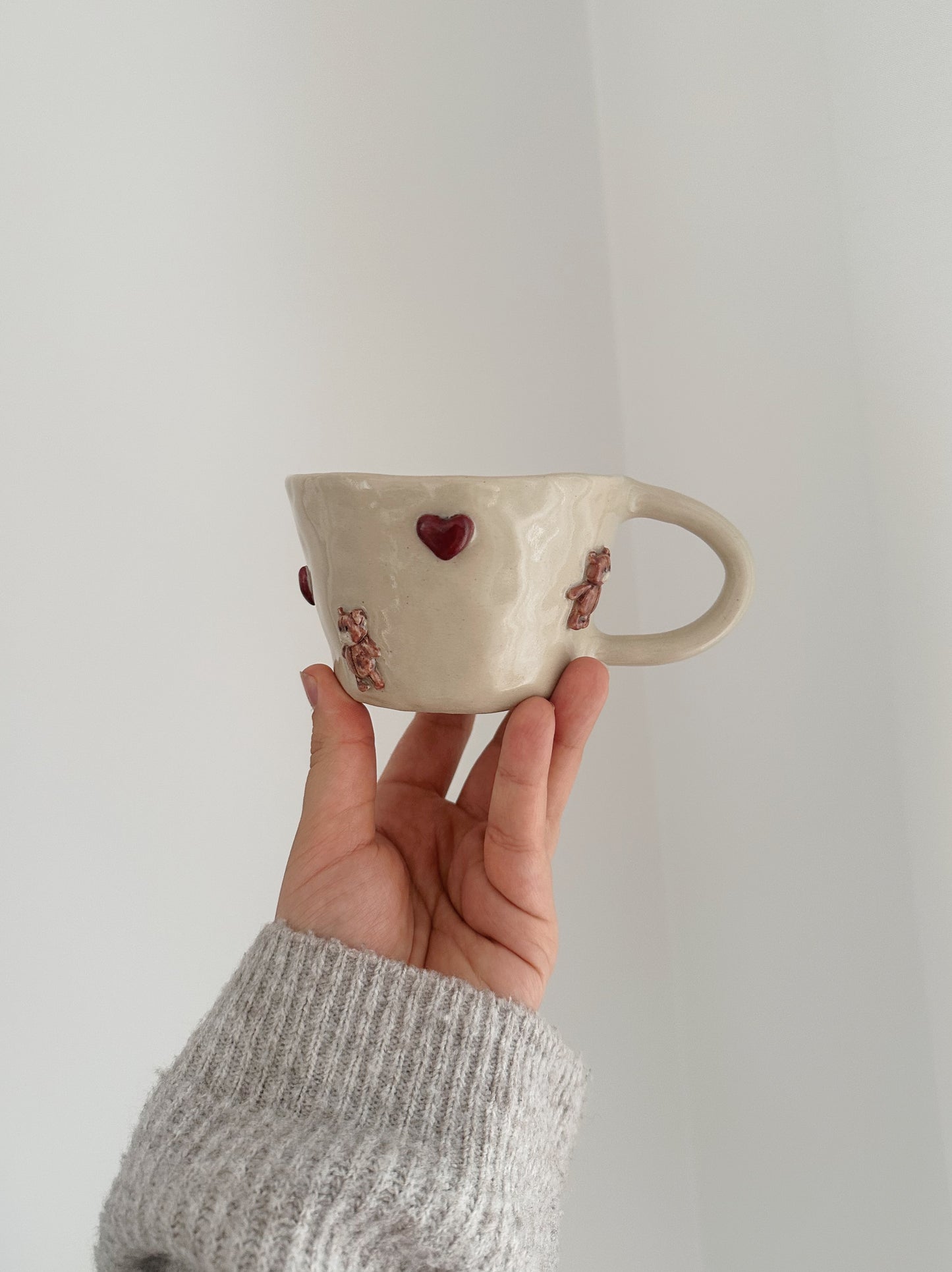 TEDDY mug with hearts