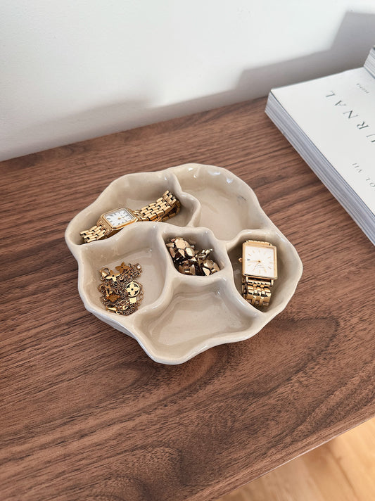 WAVY jewelry dish