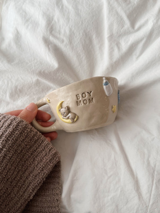 BOY MOM mug