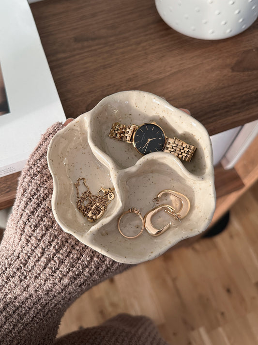 WAVY jewelry dish
