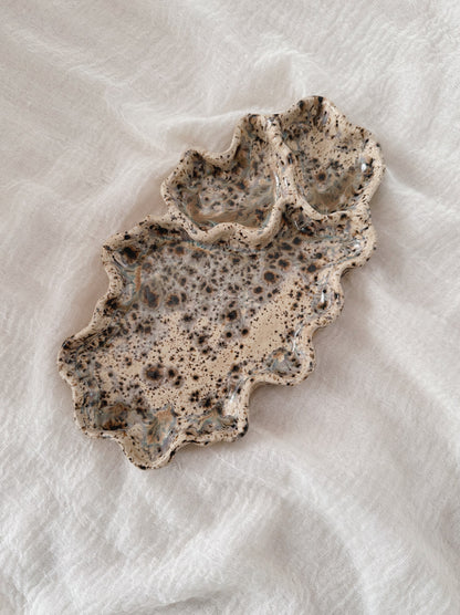 WAVY snacks plate