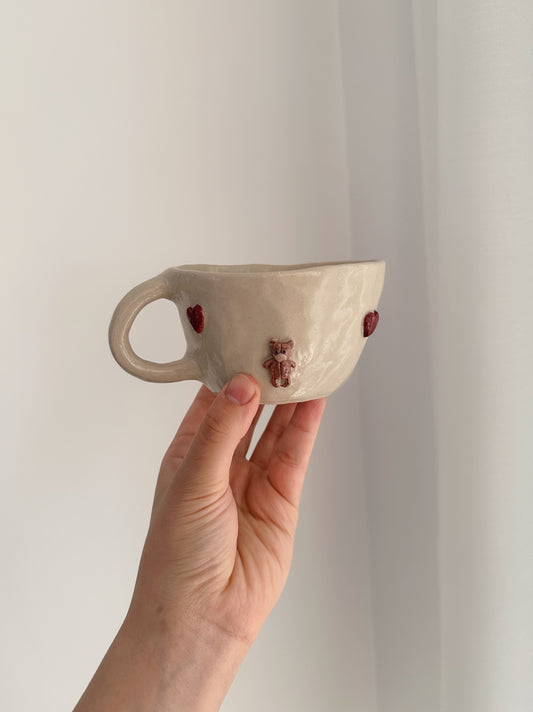 TEDDY mug with hearts