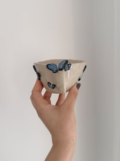 BUTTERFLY mug (broken wing)
