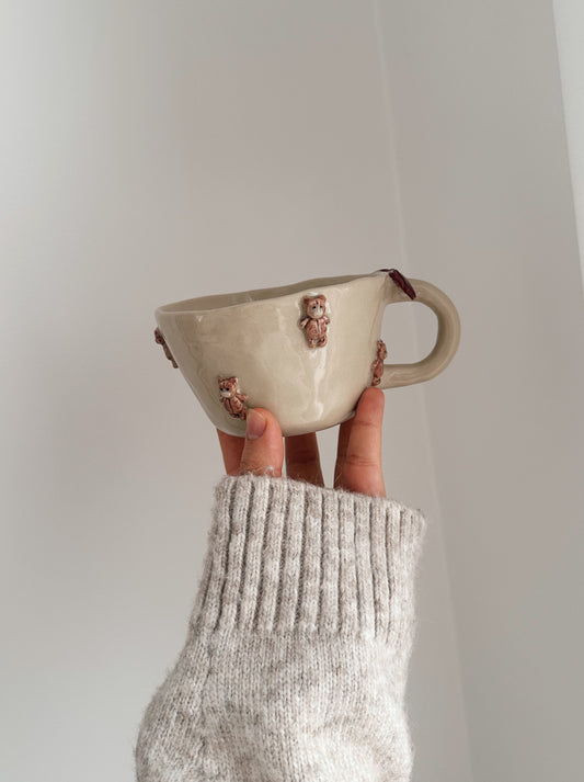 TEDDY mug with red bow