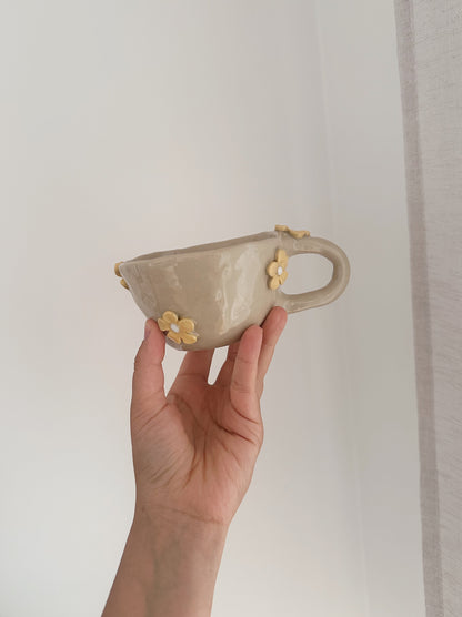 FLOWER mug (small surface crack)