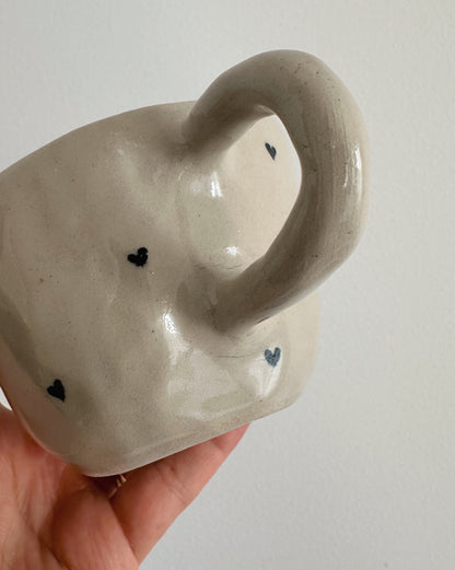 Heart mug (cracked)