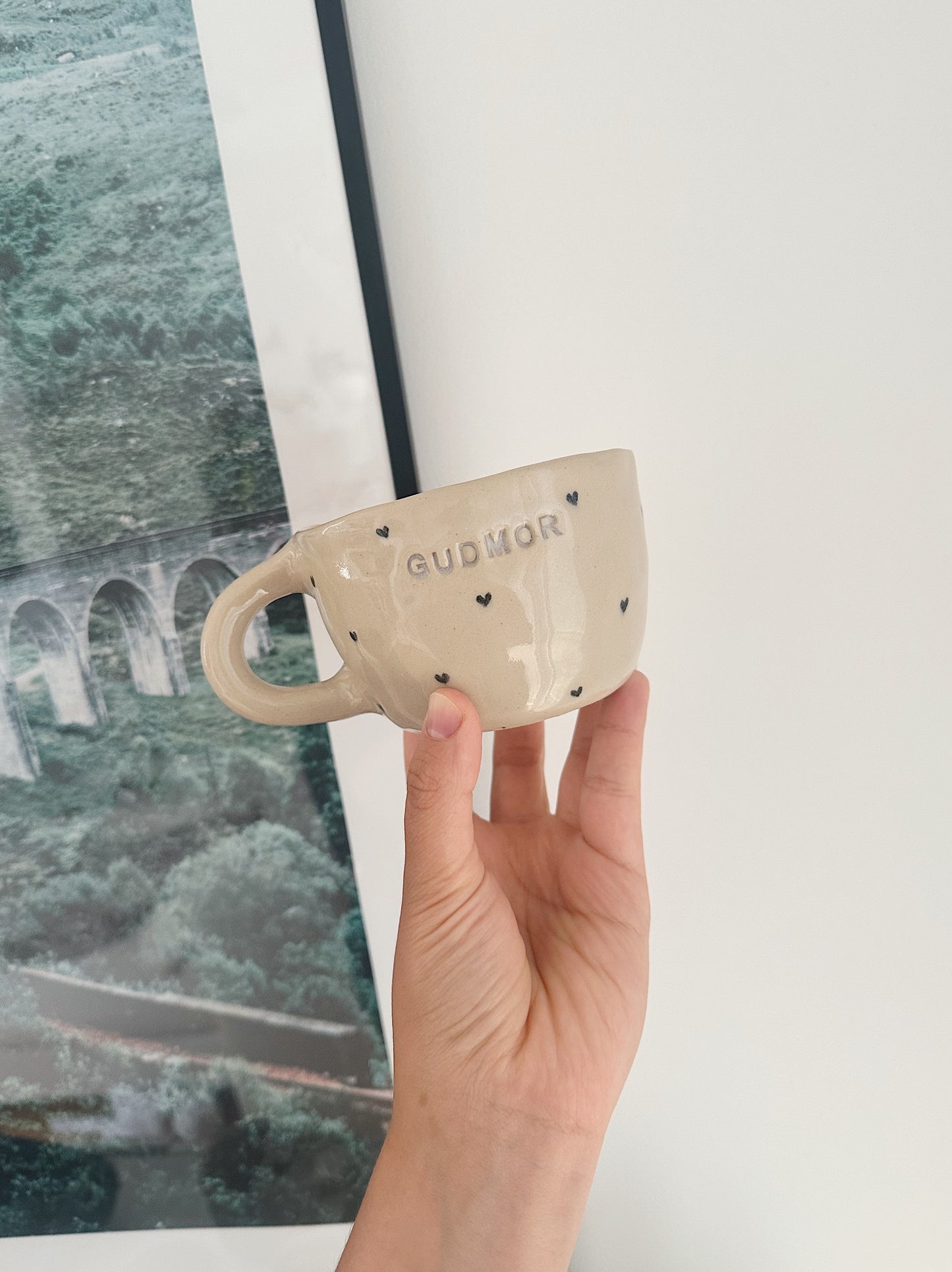 GUDMOR mug (misshapen & thick glaze)
