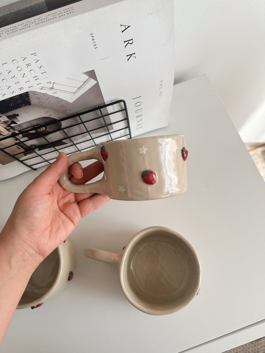 Strawberry mug #2