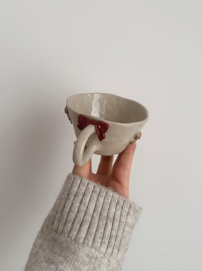 TEDDY mug with dark red bow