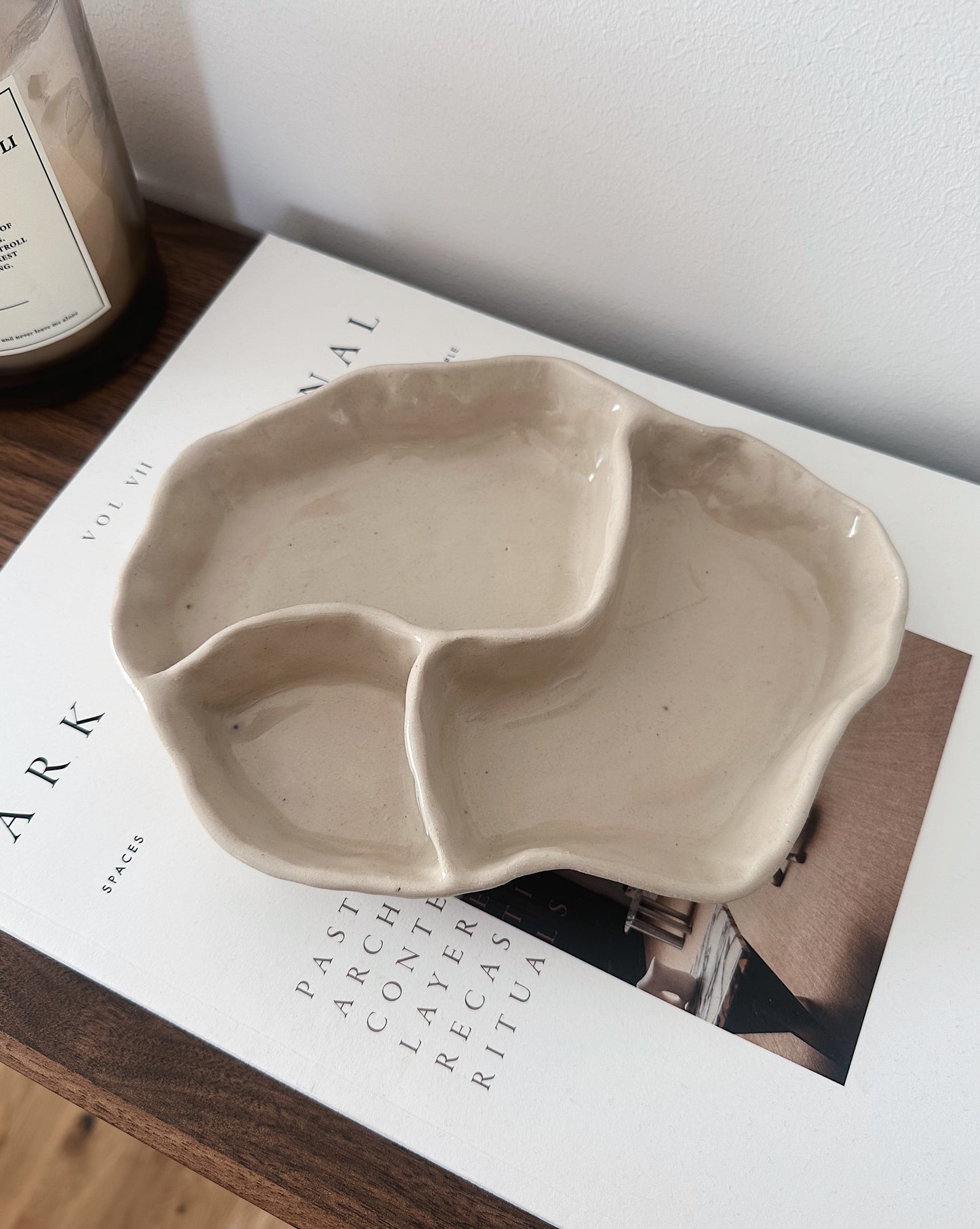 WAVY decorative dish