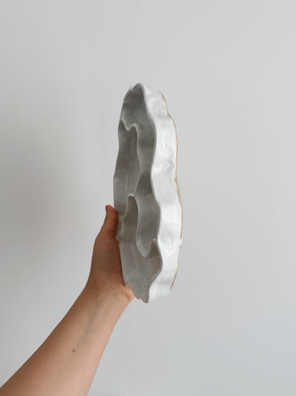 WAVY large plate
