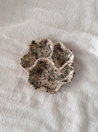 WAVY small dish