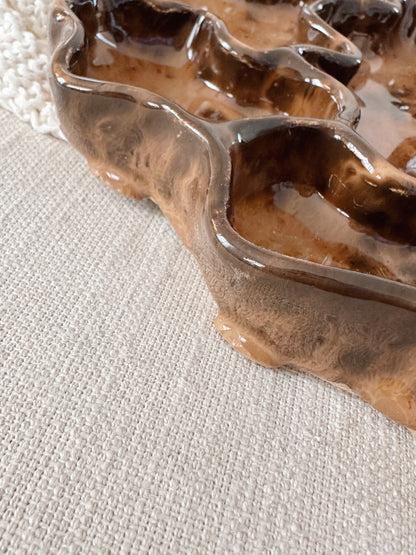 WAVY snacks plate (glaze drips)