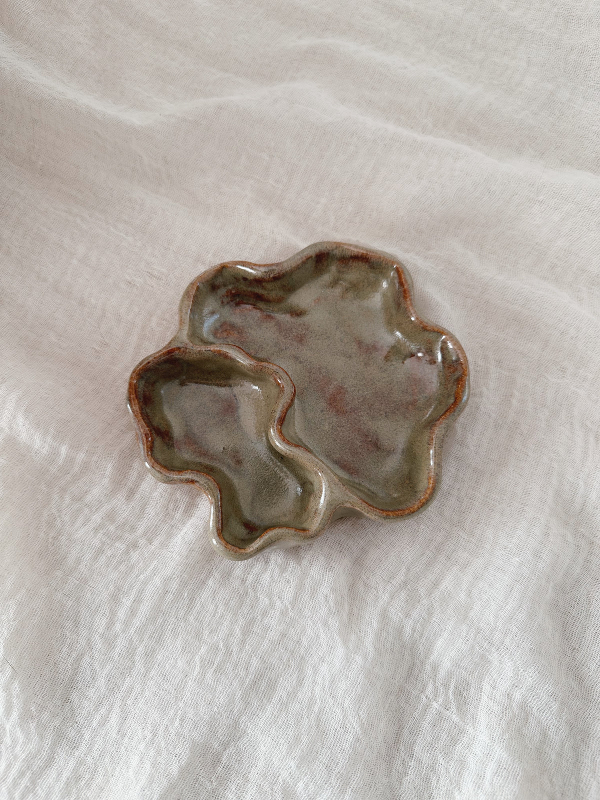 WAVY small plate