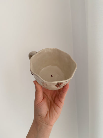 TEDDY mug with mini hearts