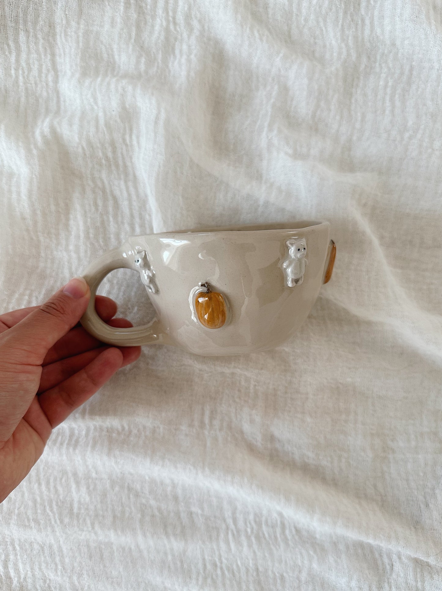 TEDDY mug with pumpkins