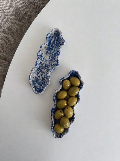 BLUE small dish (bottom one)