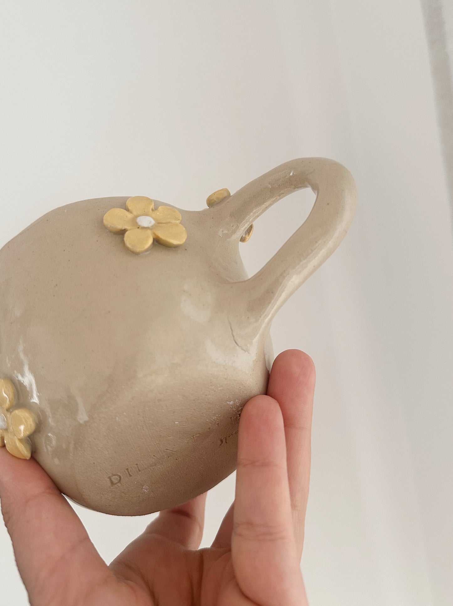 FLOWER mug (small surface crack)