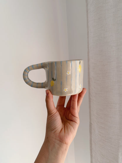 LEMON mug with stripes and flowers