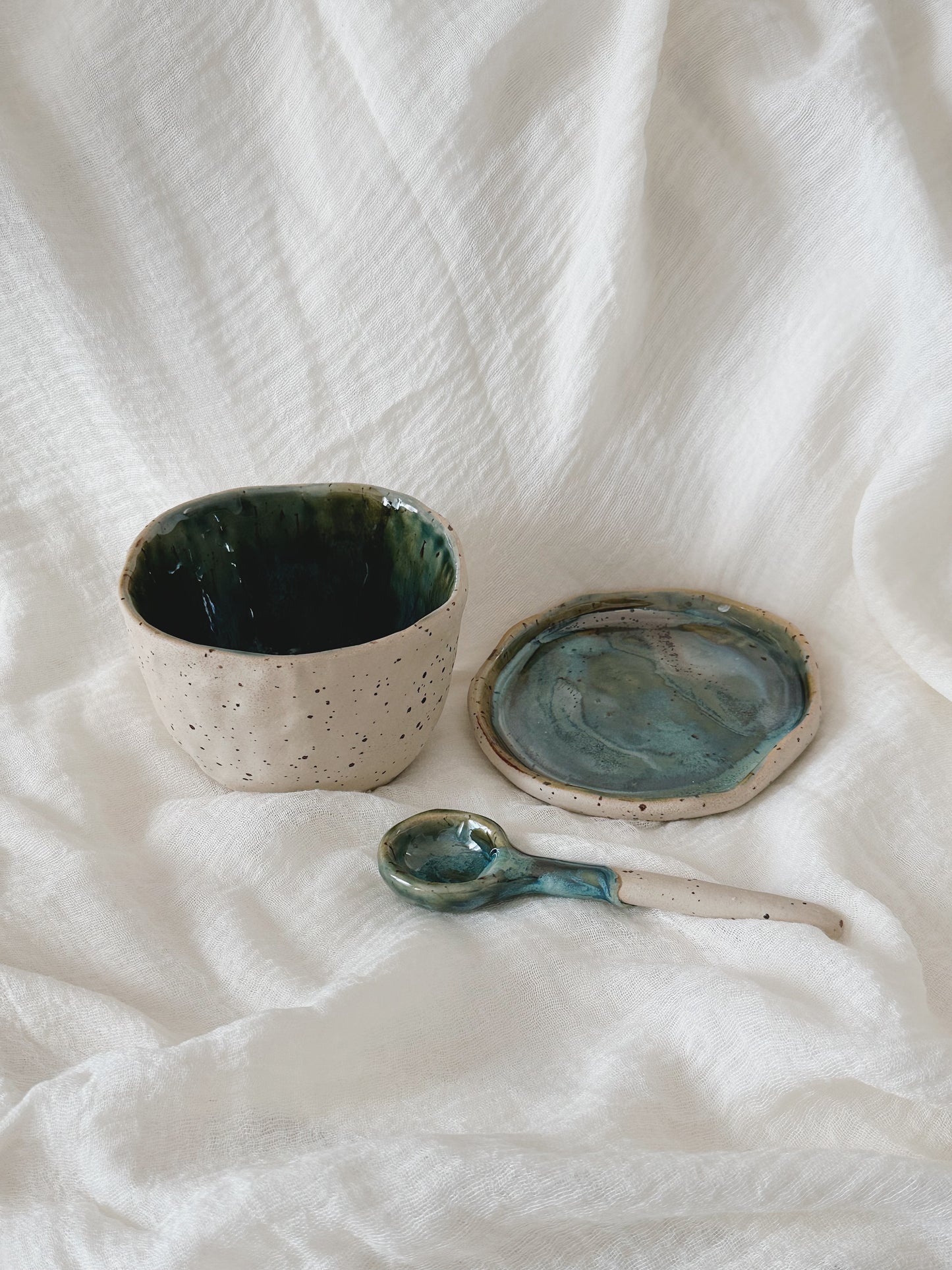 BARE matching set with mug, saucer and spoon