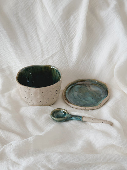 BARE matching set with mug, saucer and spoon